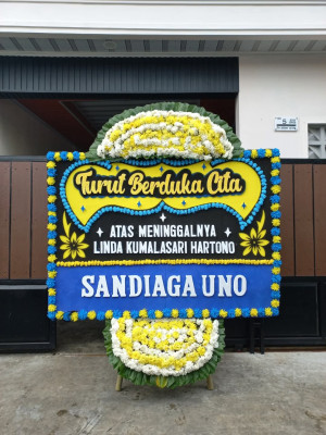 Papan Bunga Duka di Cipamingkis